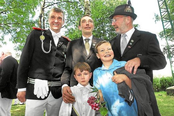 Schuetzenfest-in-Schapdetten-Alexander-Koenig-regiert_image_630_420f_wn.jpg
